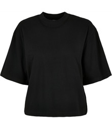 Women?s oversized tee